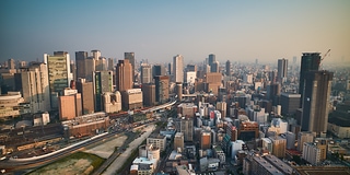 梅田スカイビルからの大阪都市風景