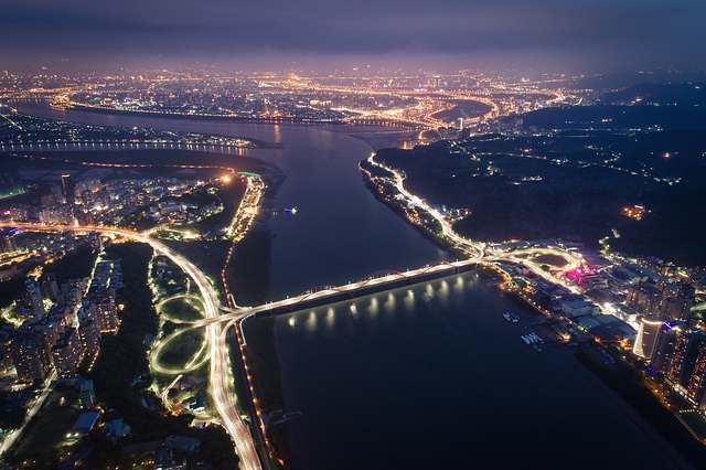 淡水八里夜景