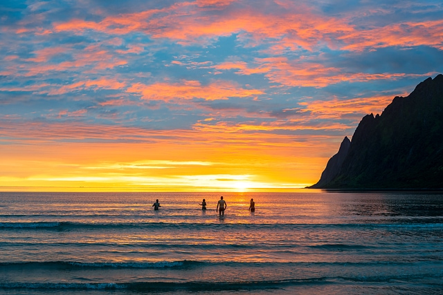 Norvegia_Senja_ErsfjordTramontoSoleDiMez