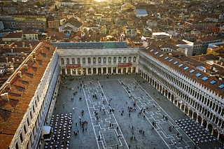 Italy-A1908-3_HDR-60cm