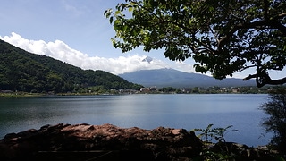 《日本》初夏の富士山・河口湖