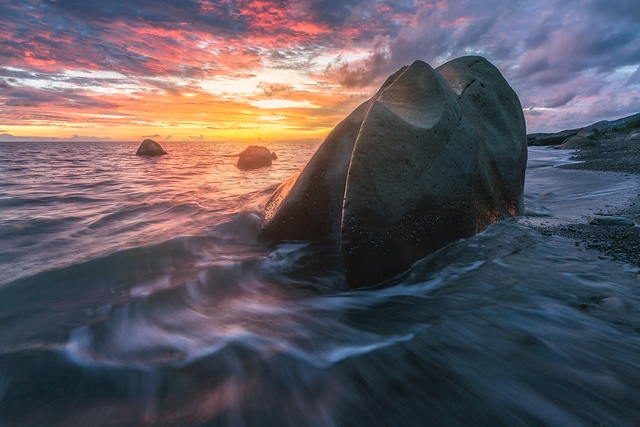 巨石/ The Rock