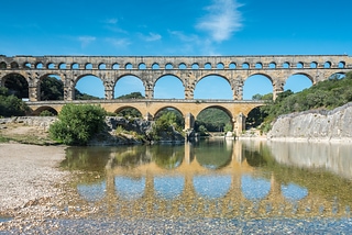 嘉德水道橋